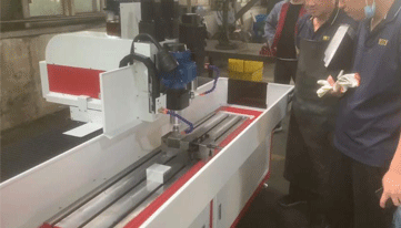 <b>數(shù)控行業(yè)的發(fā)展前景怎樣？</b>