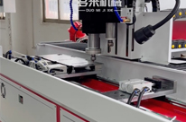 <b>數(shù)控鉆孔攻絲一體機加工精度評判標準是什么？</b>